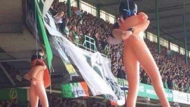 Le retour du Old Firm. Toujours du bon goût du côté de Glasgow...
